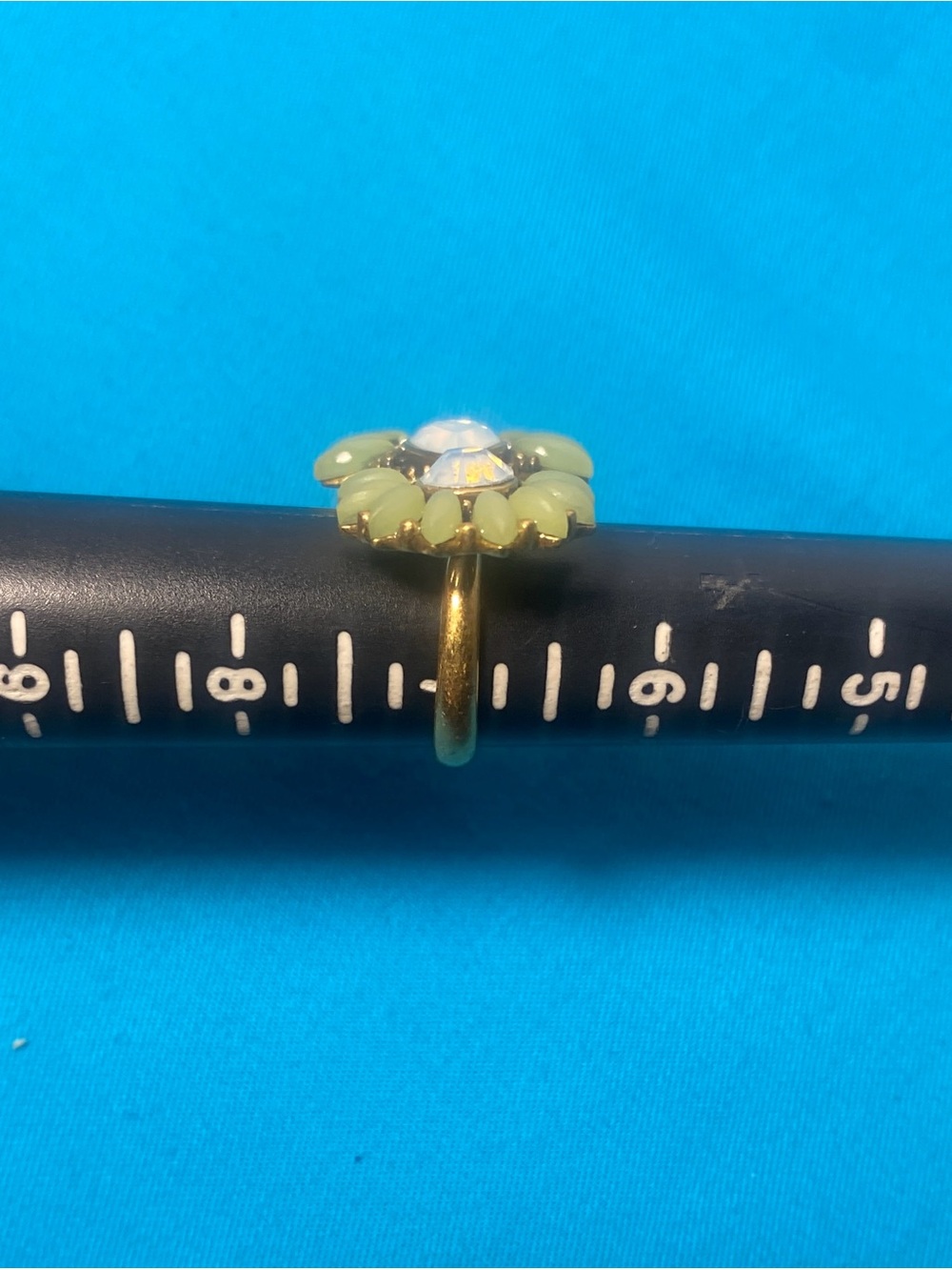 Stella & Dot Gold-Tone Lemon Yellow Floral Crystal Ring Adj Size - Picture 2 of 5